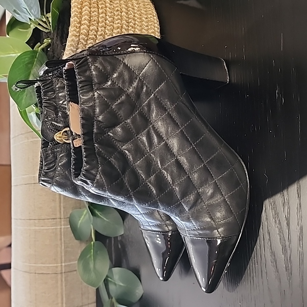 REISS Quilted Black Leather Ankle Boots 37 6.5 Booties Patent Captoe LUXURY - Picture 16 of 17
